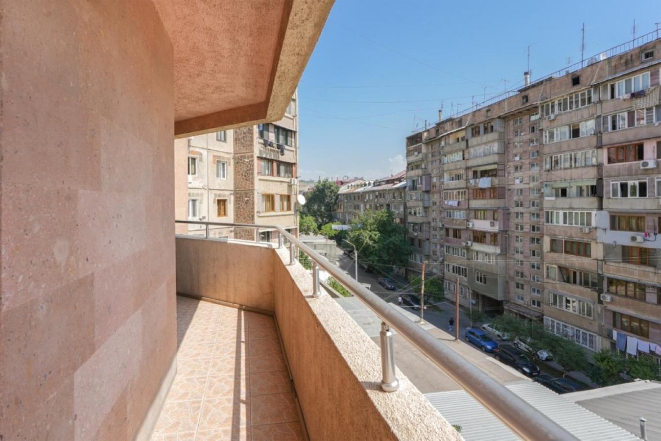 Ris Central Apartments Erevan Exterior foto